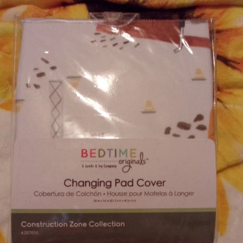 Bedtime Originals Construction Zone Changing Pad Cover White/Trucks New